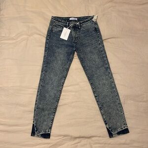 Flying Monkey Jeans size 28